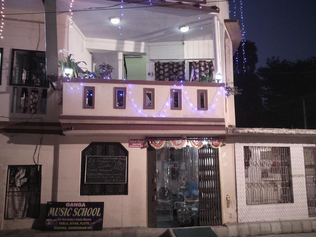 Ganga Paying Guest House Benares Buitenkant foto