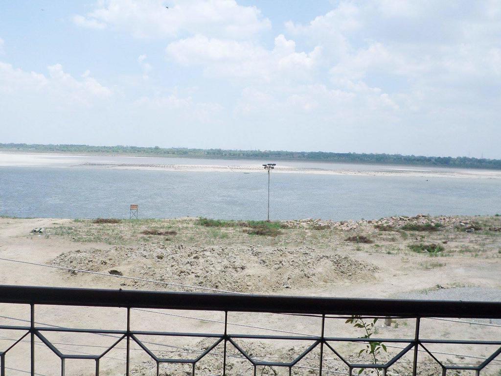 Ganga Paying Guest House Benares Buitenkant foto