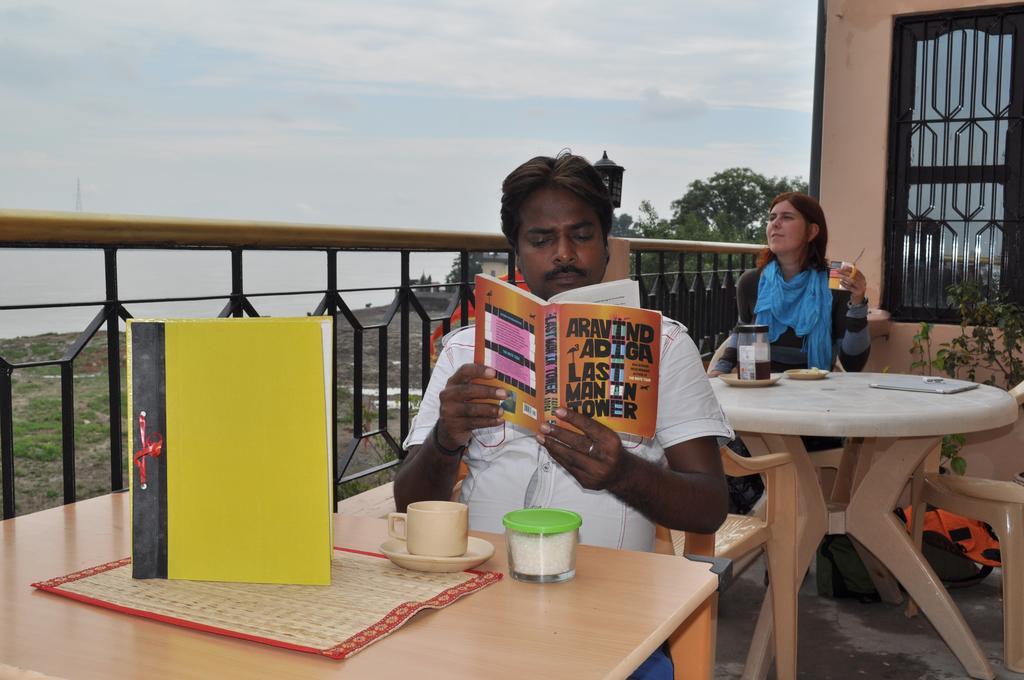 Ganga Paying Guest House Benares Buitenkant foto