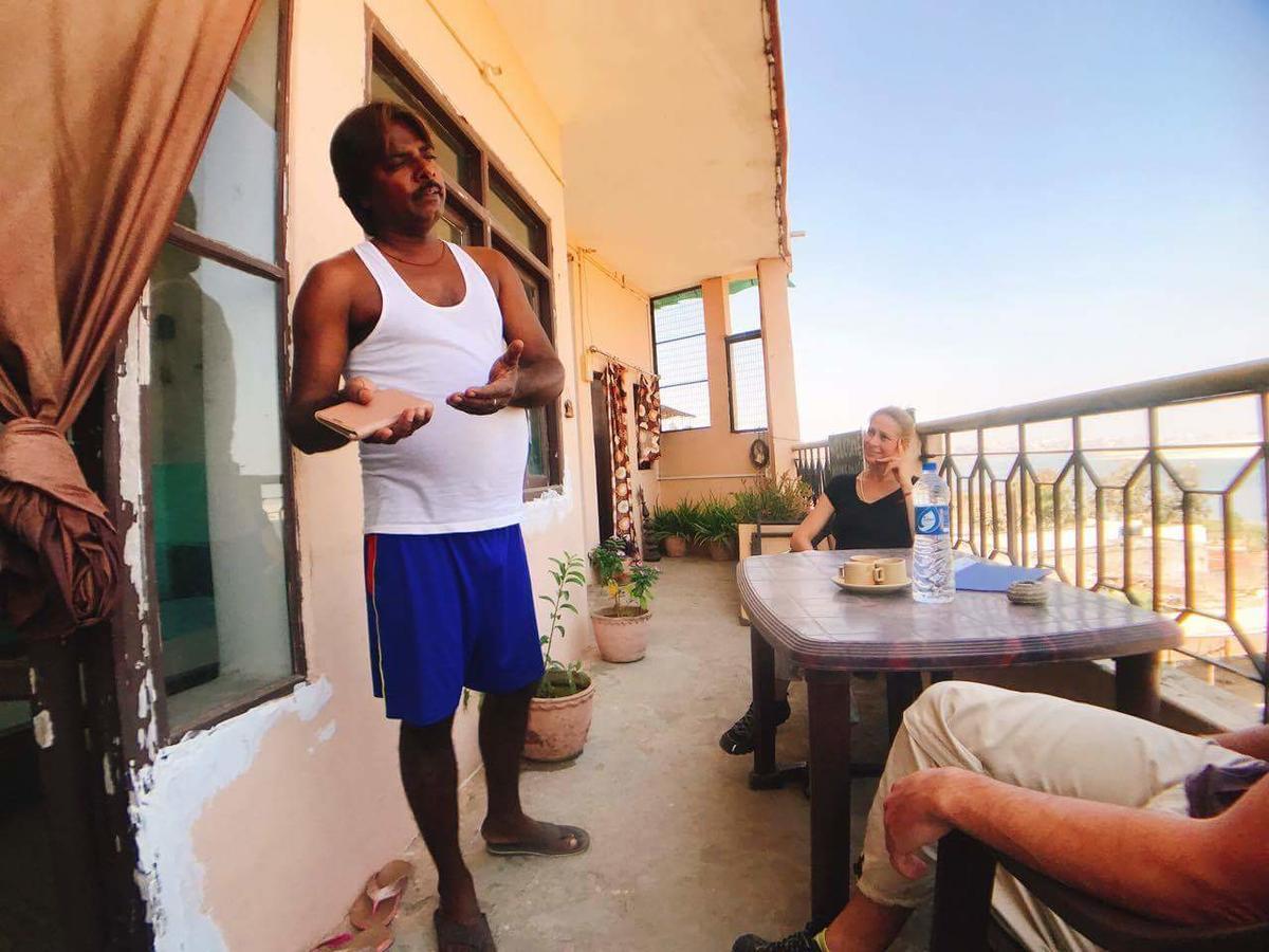 Ganga Paying Guest House Benares Buitenkant foto