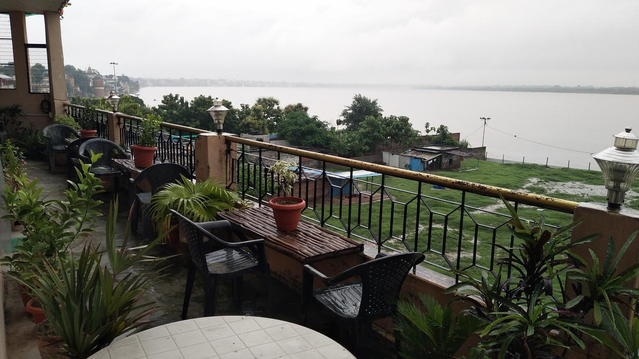 Ganga Paying Guest House Benares Buitenkant foto
