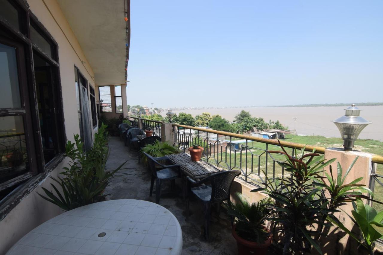 Ganga Paying Guest House Benares Buitenkant foto