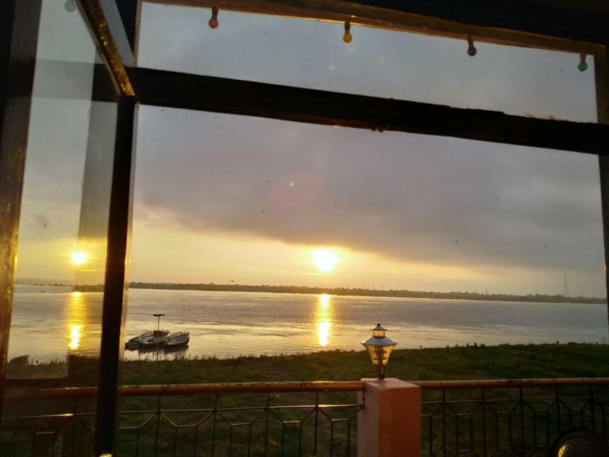 Ganga Paying Guest House Benares Kamer foto